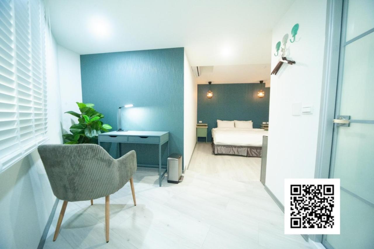 Huwei 虎尾小9窩-採自助式入住 Bed & Breakfast エクステリア 写真