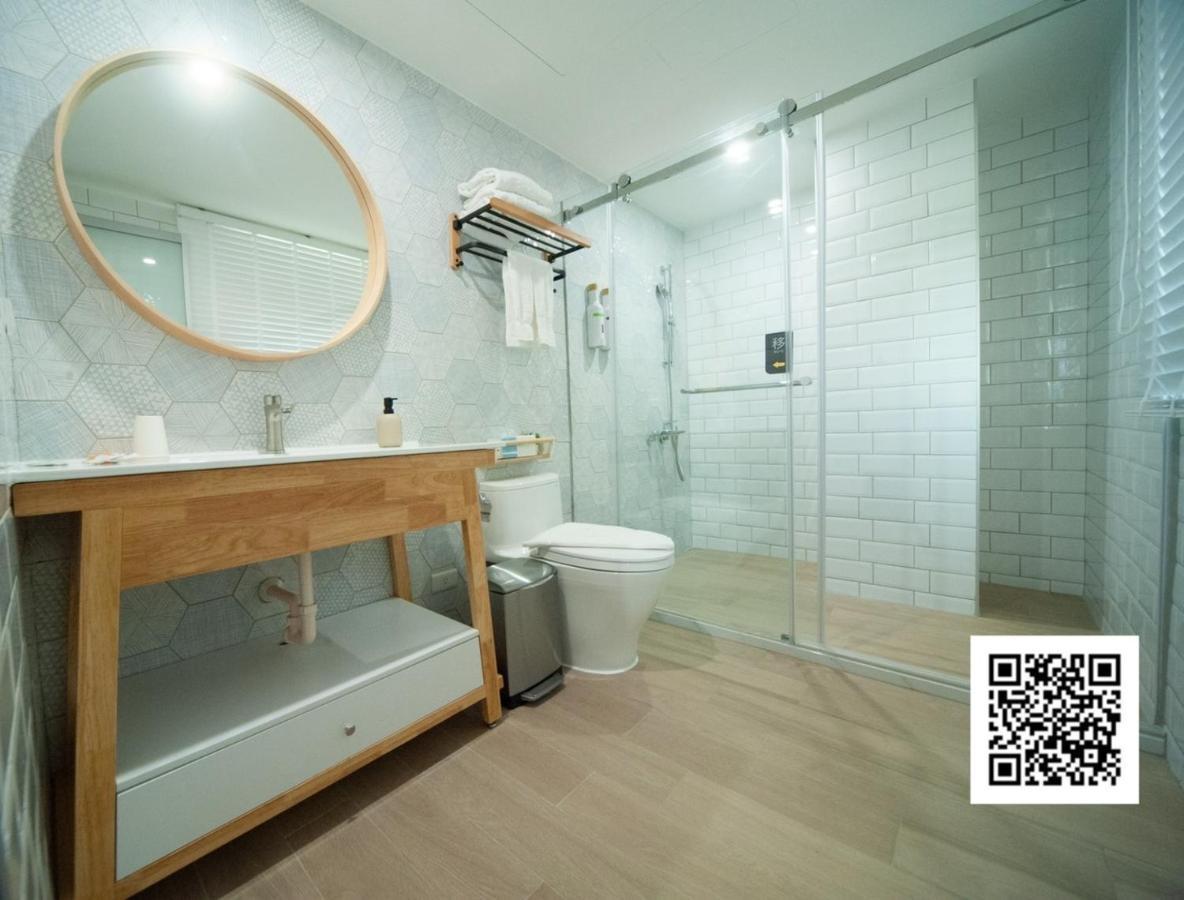 Huwei 虎尾小9窩-採自助式入住 Bed & Breakfast エクステリア 写真