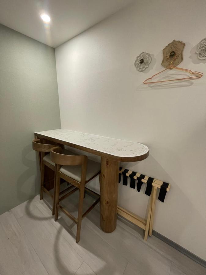 Huwei 虎尾小9窩-採自助式入住 Bed & Breakfast エクステリア 写真